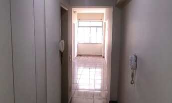 Imagem 2: Quarto e sala amplo na Av. Barão do Rio Branco