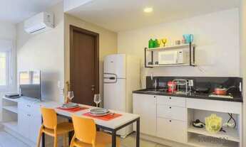 Imagem 2: Apartamento com Tipo Estúdio. Para alugar, 28 m² por R$ 2.260/mês - Independência - Porto