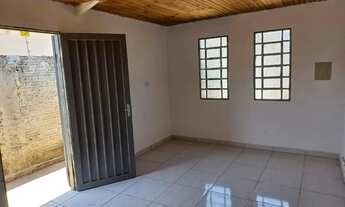 Imagem 2: Excelente oportunidade casa térrea com 03 quartos no Aero Rancho
