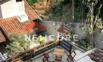 Imagem 6: Casa em Rua Desembargador Nicolau Mary Júnior - Camboinhas - Niterói/RJ