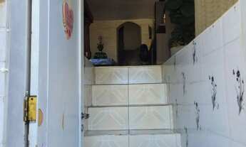 Imagem 7: Casa a venda no bairro Jardim Carvalho. Uma quadra da protasio