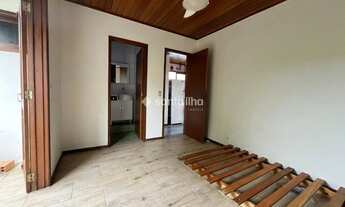 Imagem 6: Casa com 3 dormitórios sendo duas suítes para alugar, 85m², no Rio Tavares, Florianópolis