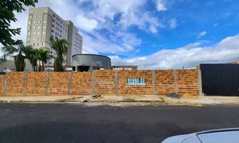 Imagem: Terreno / Área À venda com 4.000 m ²