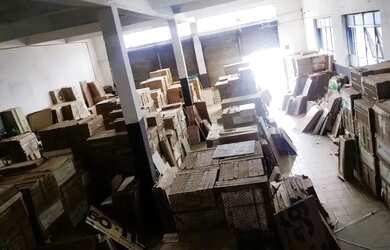 Imagem 3: Pisos e Esquadrias de esquina na Zona Leste. Ref; 1619