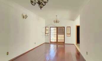 Imagem 2: CASA COM 04 DORMITÓRIOS PRÓX. AO SUPERM. CONFIANÇA MAX