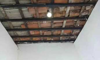 Imagem 5: Vende-se uma casa na Rua Alto do Olho d'água, Nova Descoberta