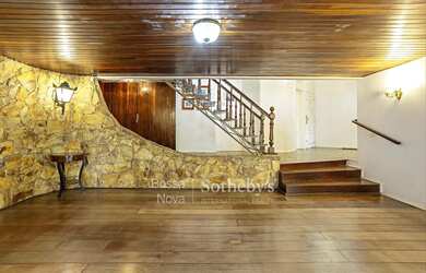 Imagem 6: Casa térrea em amplo terreno em rua valorizada no Alto de Pinheiros