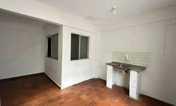 Imagem 2: ALUGO ÓTIMO APARTAMENTO, 3º ANDAR, COM 2 QUARTOS - CENTRO