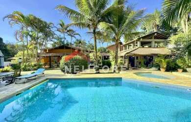 Imagem: Casa de condomínio em Rua das Camélias