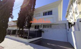 Imagem: Casa a venda em Jurerê - com 5 apartamentos