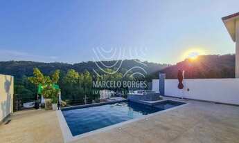 Imagem 3: CASA MODERNA COM EXCELENTE ÁREA DE PISCINA E UMA DAS VISTAS MAIS INCRÍVEIS!