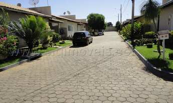 Imagem 2: Casa de condomínio para aluguel possui 152 metros quadrados com 3 quartos