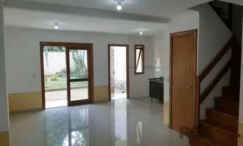 Imagem 2: PORTO ALEGRE - Casa Padrão - Cavalhada