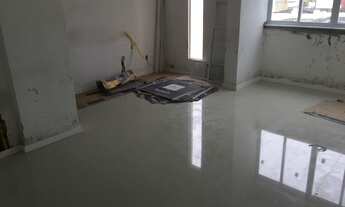 Imagem 7: Apartamento com 2/4 reversível para 3/4 - Costa azul