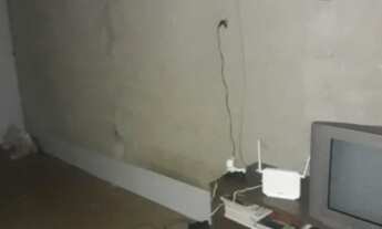 Imagem 3: Aluga se casa 4 peças e um banheiro