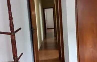 Imagem 7: Sobrado para aluguel possui 263 metros quadrados com 3 quartos