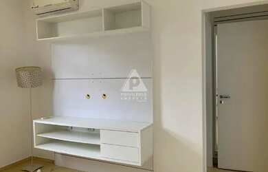 Imagem 5: Sensacional apartamento de 2 quartos, sendo um suíte, com dependências completas e vaga na