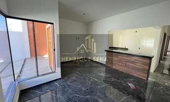 Imagem 7: Vendo casa com 03 quartos sendo 01 suíte, garagem coberta, amplo espaço para construir pis