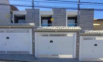 Imagem: SOBRADO FRONTAL NA VILA GRANADA, AO LADO