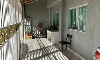 Imagem 2: VENDO AGIO Casa com 3 dormitórios