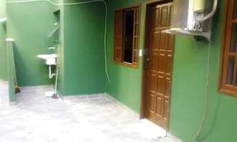 Imagem 3: Casa 2 quartos de fundos no bairro Miramar