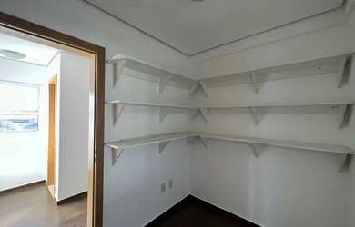 Imagem 6: Cód.: 13532 - Apartamento de 135,25m² com 03 dormitórios e sacada com 03 vagas de garagem