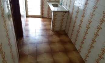 Imagem 4: Centro, 1 dorm, sala, cozinha e wc , garagem p/ moto