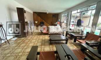 Imagem 2: Casa de rua : Duplex / Residencial / Bancários