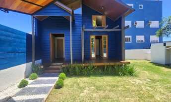 Imagem 3: Chalé com 01 dormitório e amplo quintal em ótima localização nos Ingleses!