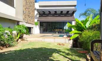 Imagem 6: Sobrado para venda possui 405 metros quadrados com 3 quartos