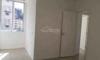 Imagem: Apartamento - Padrão / Residencial / Catete