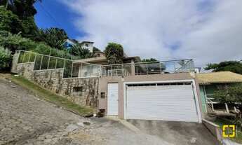 Imagem 2: Casa com 3 quartos, com Piscina e escritura pública em Florianópolis
