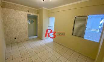 Imagem: Kitnet para alugar a uma quadra da praia