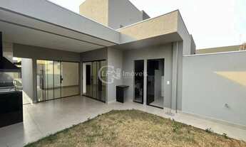 Imagem 5: Imóvel de luxo na Vila Planalto: Casa com 3 quartos, 3 suítes, 1 sala e 2 vagas de garagem