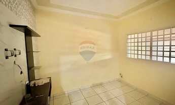 Imagem 6: Casa à Venda no Jardim Tropical em Lins/SP com Duas Casas no Terreno