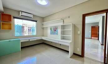 Imagem 3: GR VENDE CASA DE ALTO PADRAO NA BATISTA CAMPOS - PISCINA - 220M2 - REFORMADA - 2 VAGAS- OP