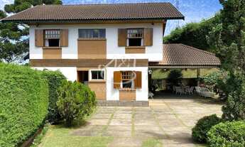 Imagem 2: Casa em Alameda Agua Marinha, ( Jd. Belvedere ) - Morro do Elefante - Campos do Jordão/SP