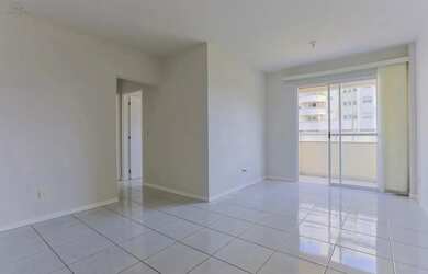 Imagem 4: Apto no Córrego Grande em frente Engenharia UFSC