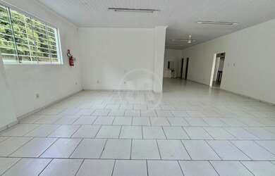 Imagem 3: Casa Comercial com 156m² em Esquina de Alta Visibilidade, para Alugar no bairro Bom Retiro