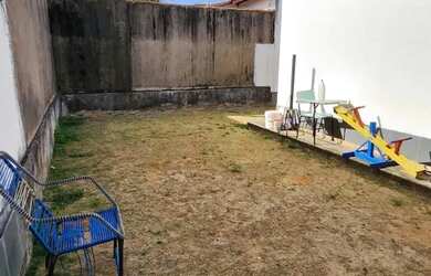 Imagem 6: Casa em cond. fechado com 3 quartos e terreno grande