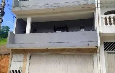 Imagem: Sobrado Espaçoso e Versátil à Venda Parque