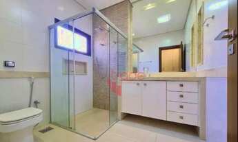 Imagem 7: Casa para Comprar ou Alugar de 06 Dormitórios, sendo 04 Suítes no Bairro Jardim Botânico e