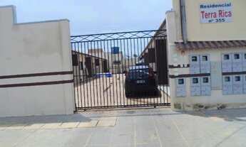 Imagem 5: Alugo- kitinet de um quarto, sala e cozinha conjugado, banheiro, área de serviço na frente