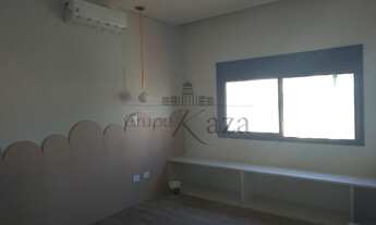 Imagem 7: Casa de condomínio para venda com 380 metros quadrados com 4 quartos