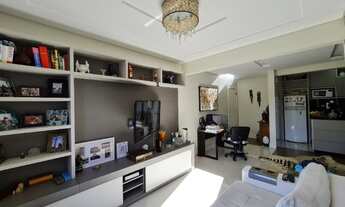 Imagem 2: Apartamento para venda tem 64 metros quadrados com 2 quartos em Coqueiros - Florianópolis