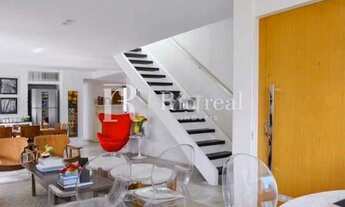 Imagem 4: Linda cobertura na quadra da praia do Leblon com 393m, 3 suítes e 3 vagas