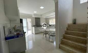 Imagem 6: Lindo sobrado a venda com 3 quartos sendo 1 suíte, completo de planejados, vaga coberta e