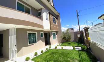 Imagem 2: Sobrado lindo 4 quartos sendo 02 suítes sendo que uma fica no ático no Xaxim - Curitiba