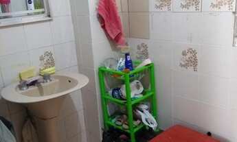 Imagem 3: Apartamento JK no 3° andar, posição lateral/fundos, bem arejado, iluminado, silencioso, em