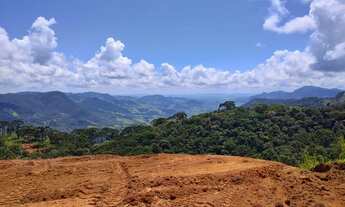Imagem: Terreno de altitude com vista Cinematográfica